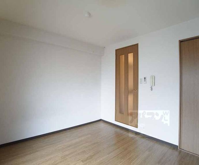 【サンパティック参番館】間取