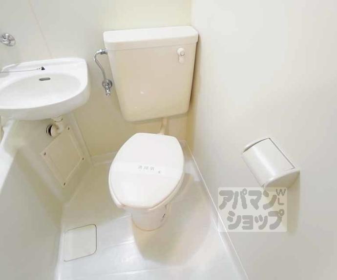 【プチ　パレ】間取