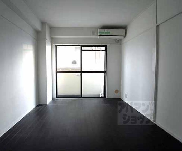 【ファーストコート今出川北】間取