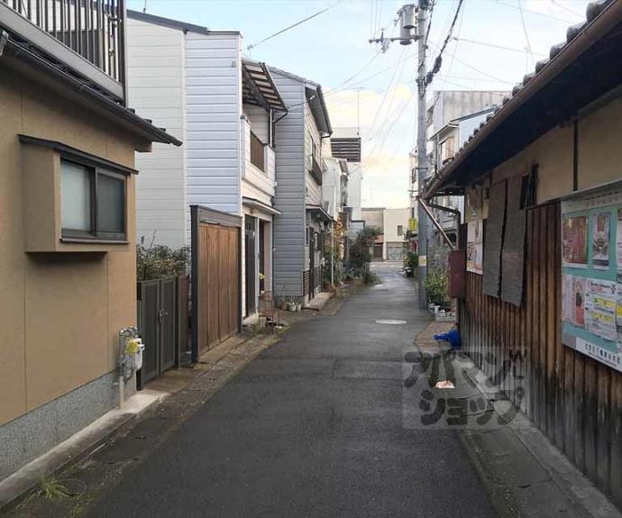 【下鴨東半木町７１－２７貸家】間取