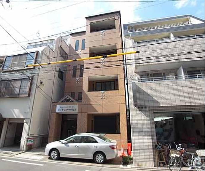 【ロイヤルプラザ堀川】間取