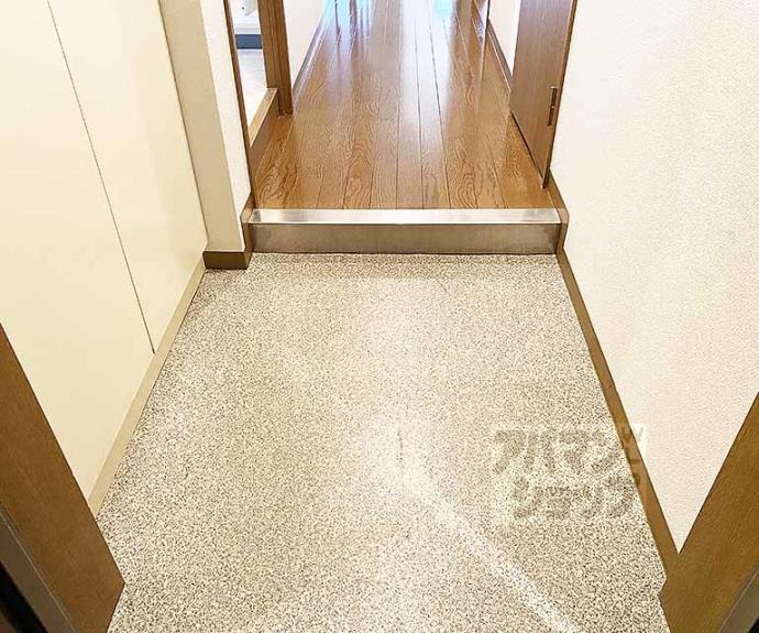 【大晋メゾネ西陣今出川】間取