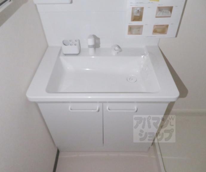 【大晋メゾネ西陣今出川】間取