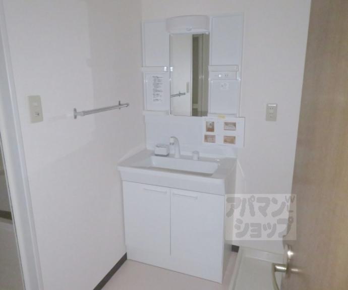 【大晋メゾネ西陣今出川】間取