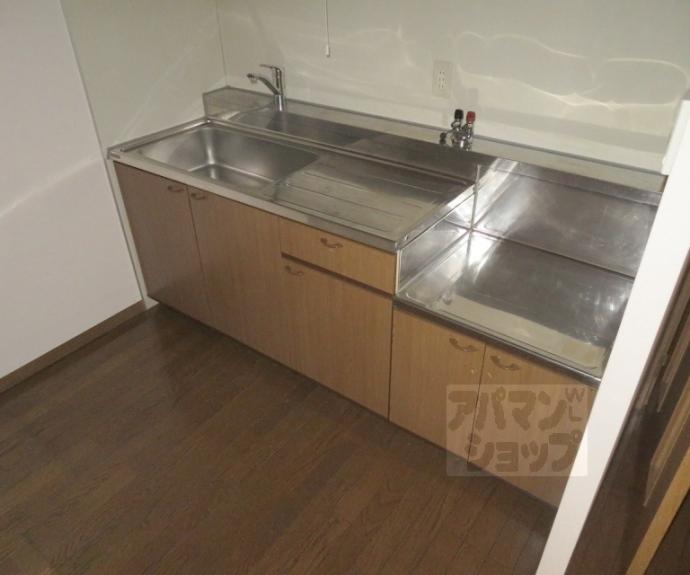 【大晋メゾネ西陣今出川】間取