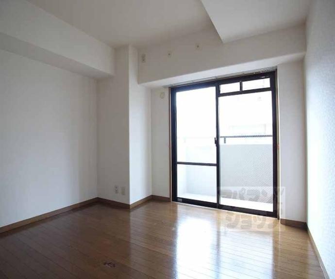 【大晋メゾネ西陣今出川】間取