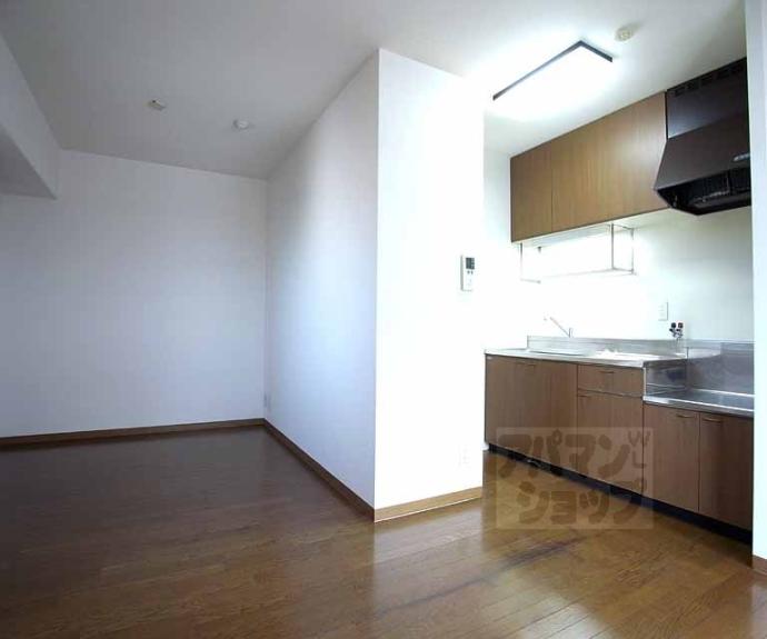 【大晋メゾネ西陣今出川】間取