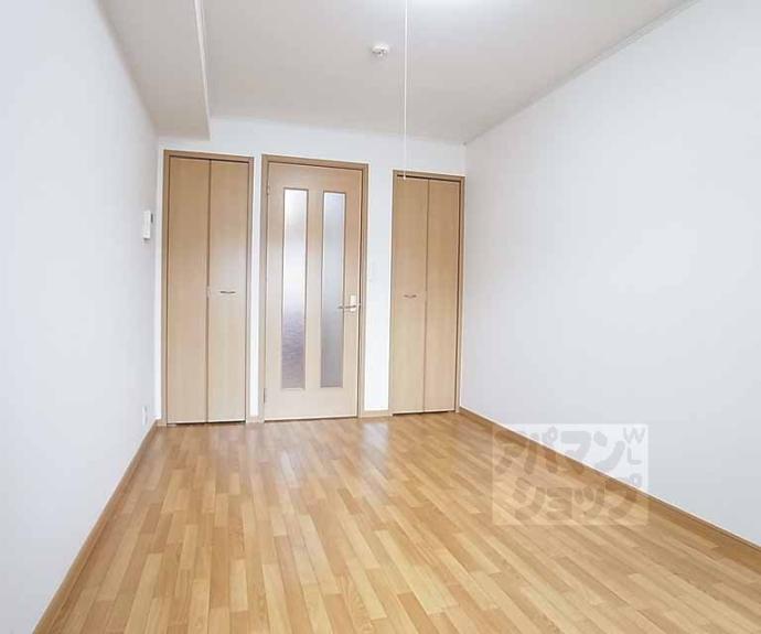 【コモド・ヴィアーレ】間取