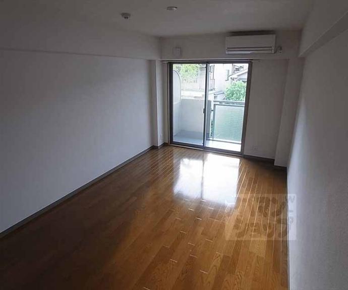 【ランブラス衣笠】間取