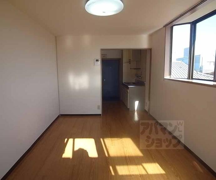 【プチシャトー紫野】間取