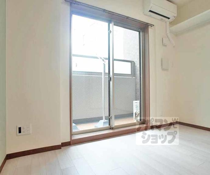 【ＰＩＮＥ館Ⅵ鞠小路】間取