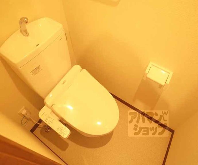 【ＰＩＮＥ館Ⅵ鞠小路】間取