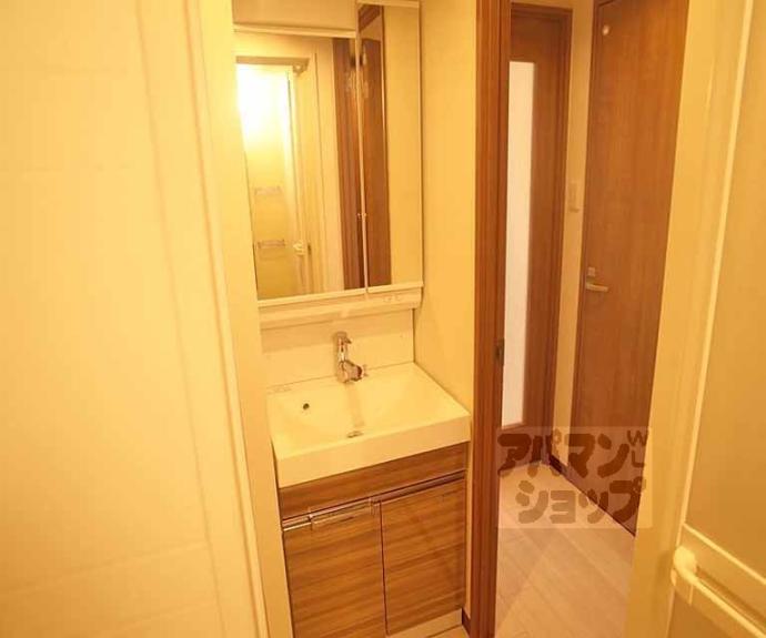 【ＰＩＮＥ館Ⅵ鞠小路】間取