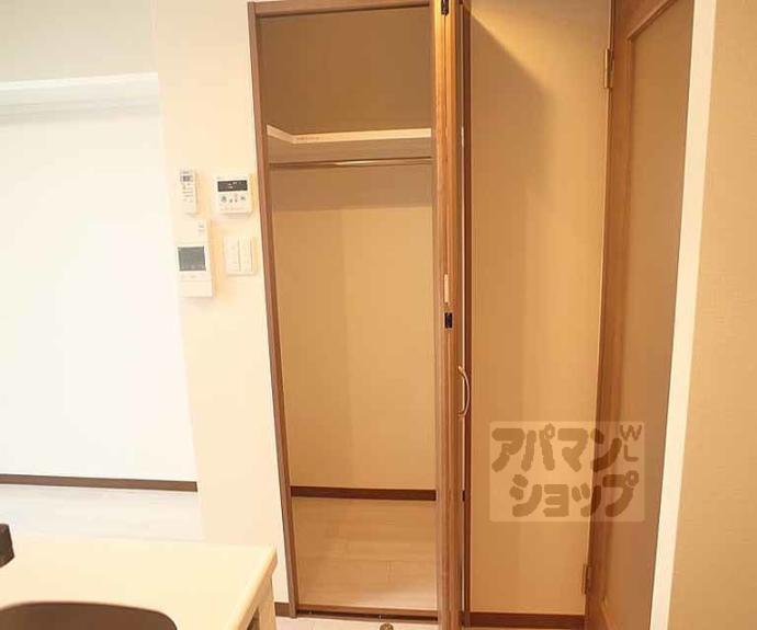 【ＰＩＮＥ館Ⅵ鞠小路】間取