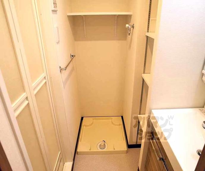 【ＰＩＮＥ館Ⅵ鞠小路】間取