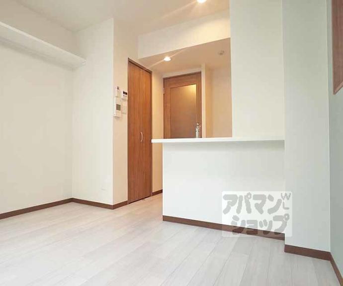 【PINE館Ⅵ鞠小路】間取