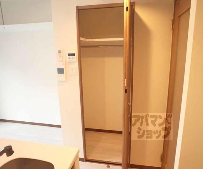 【PINE館Ⅵ鞠小路】間取