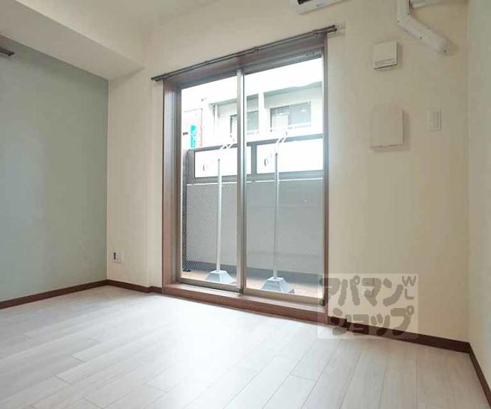 【PINE館Ⅵ鞠小路】間取