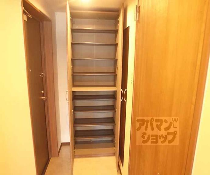 【PINE館Ⅵ鞠小路】間取