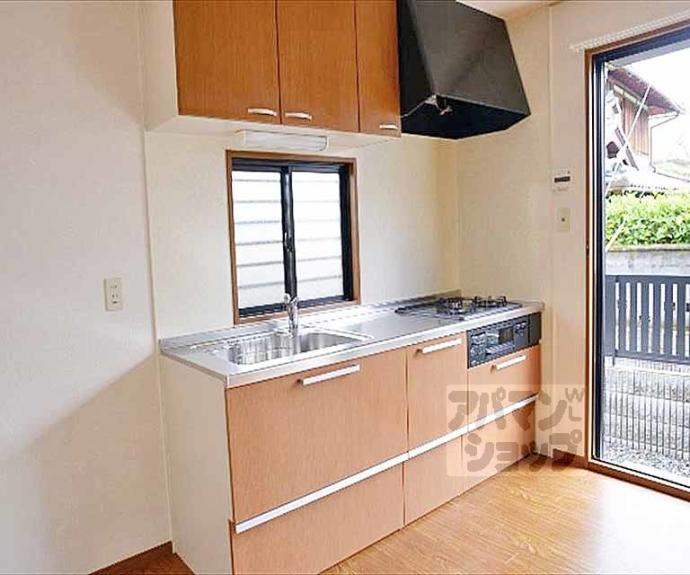 【岩倉下在地町貸家Ｂ棟】間取