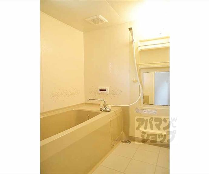 【岩倉下在地町貸家Ｂ棟】間取