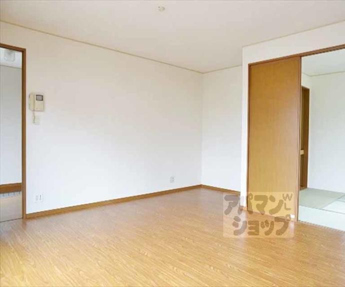 【岩倉下在地町貸家Ｂ棟】間取