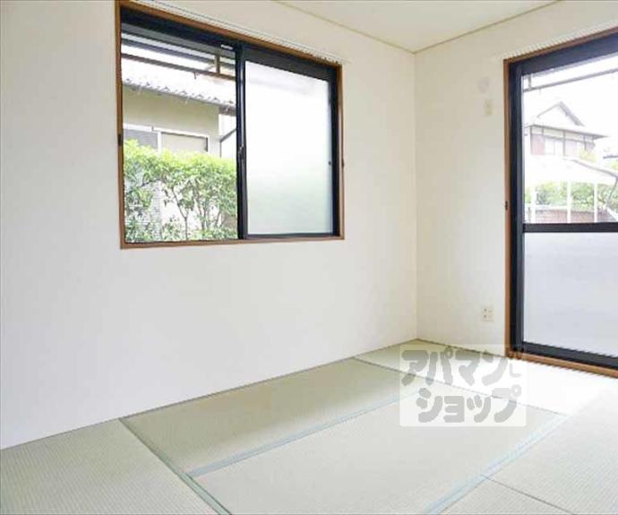 【岩倉下在地町貸家Ｂ棟】間取