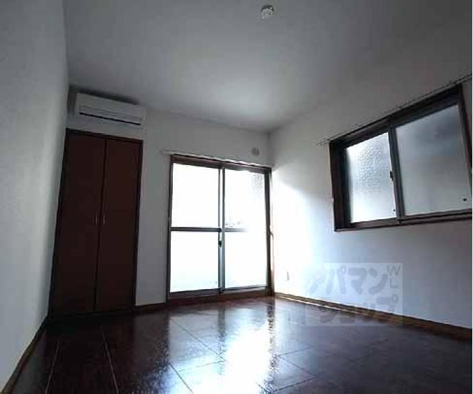 【コンフォール吉田】間取