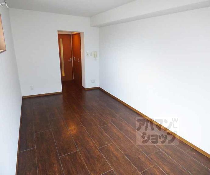 【コンフォール吉田】間取