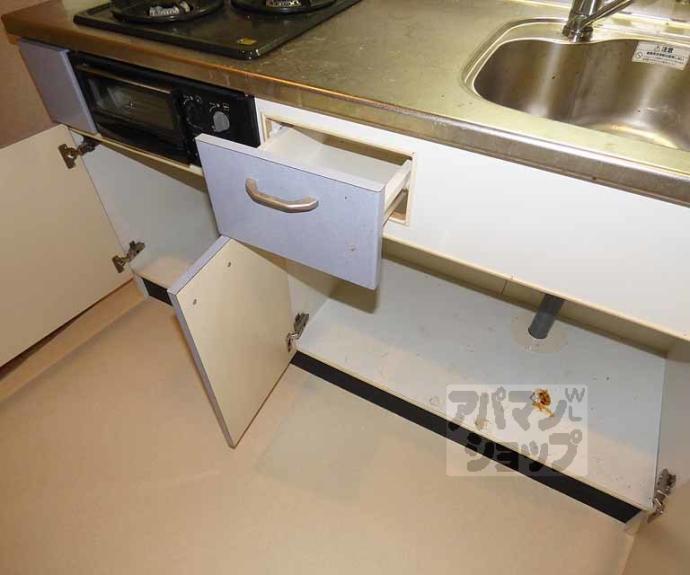 【コンフォール吉田】間取