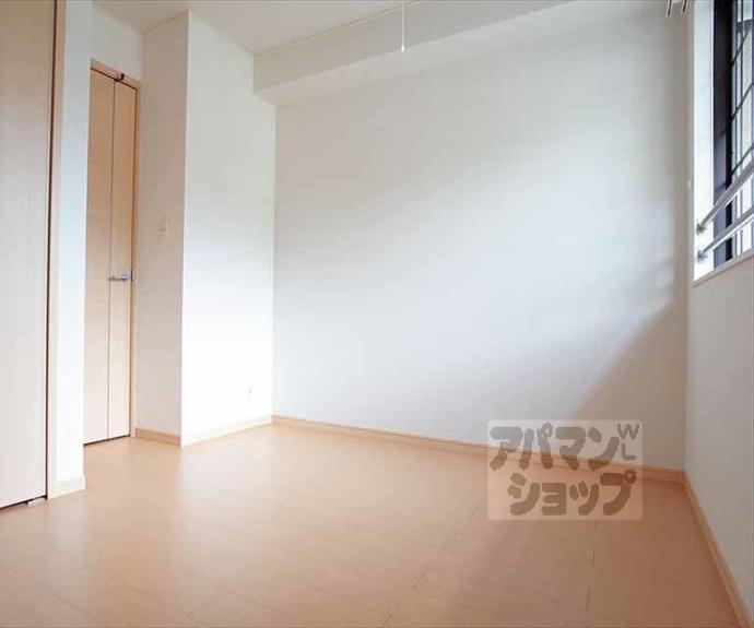 【エバーグリーン　Ｂ】間取