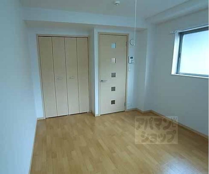 【ミル・メゾンＴ２】間取