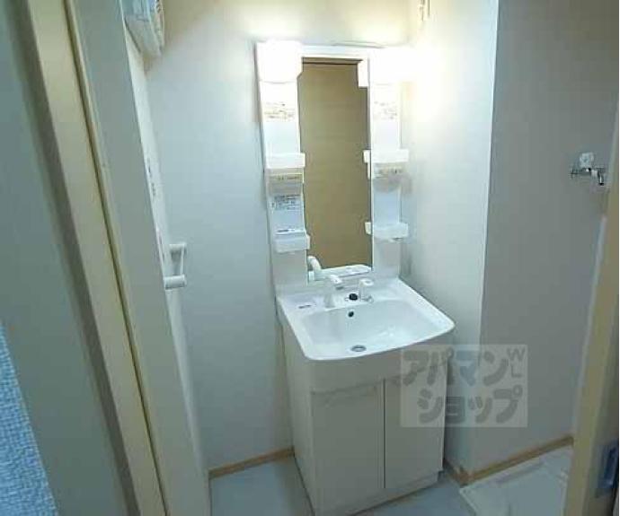 【ミル・メゾンＴ２】間取