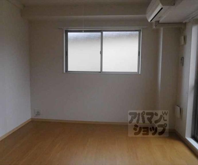 【ミル・メゾンＴ２】間取