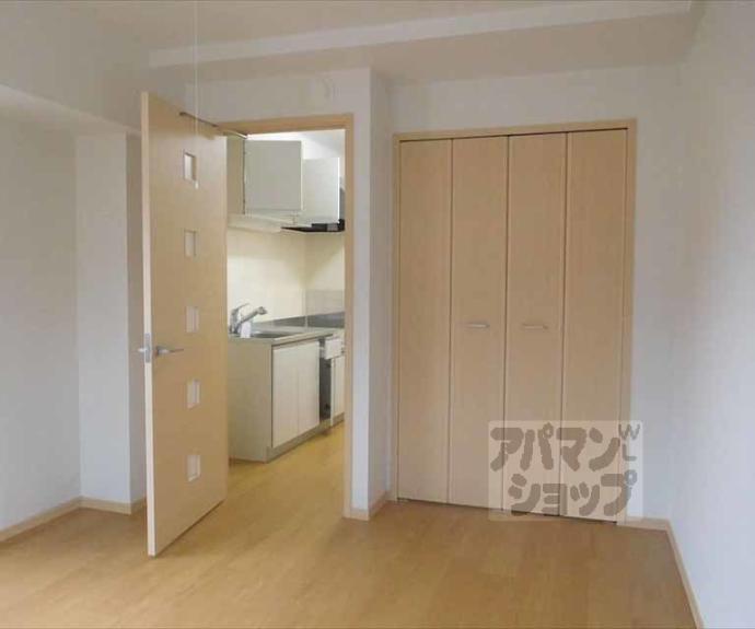 【ミル・メゾンＴ２】間取