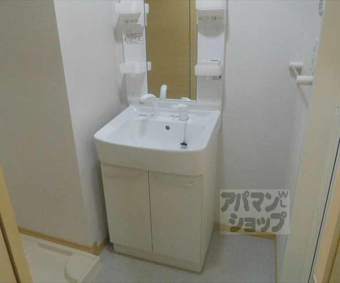 【ミル・メゾンＴ２】間取