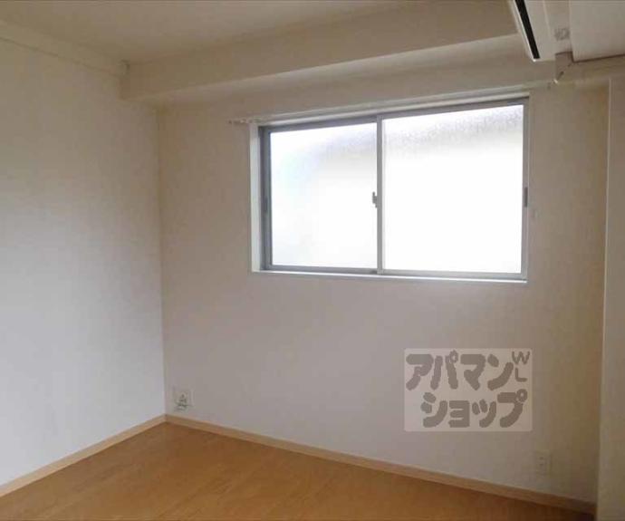 【ミル・メゾンＴ２】間取