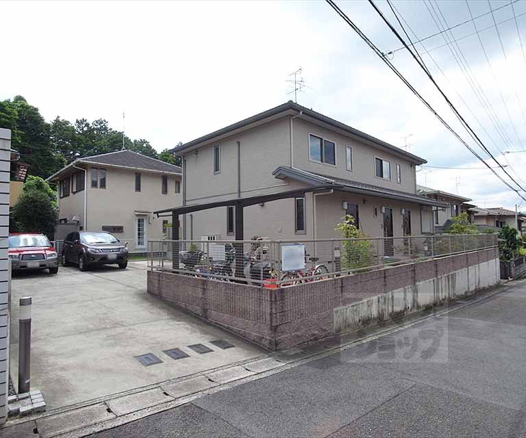 シャーメゾン花園