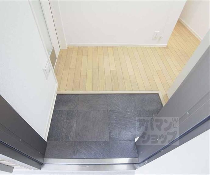 【クリスタルコート】間取