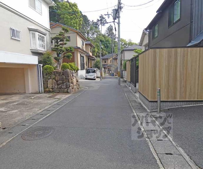 【マーブル北白川】間取