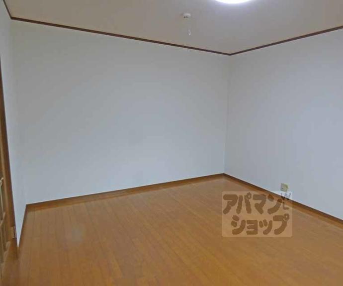 【マーブル北白川】間取