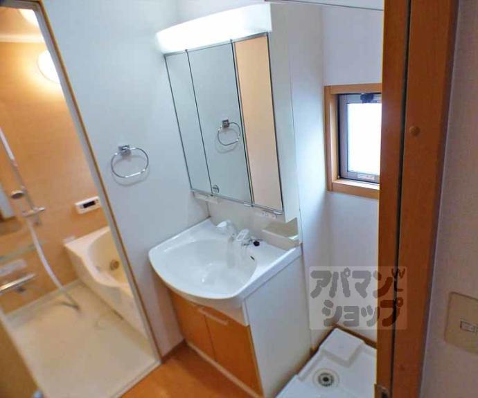 【シェモア下鴨】間取