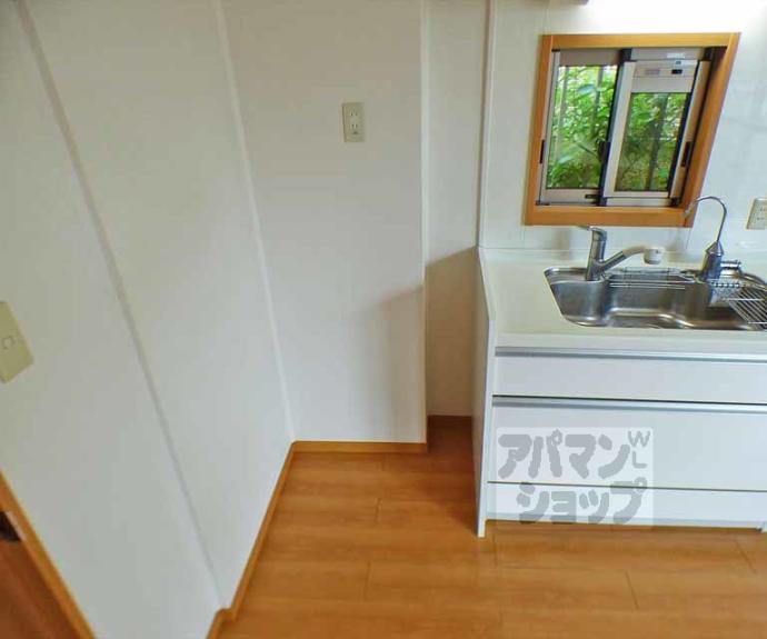 【シェモア下鴨】間取