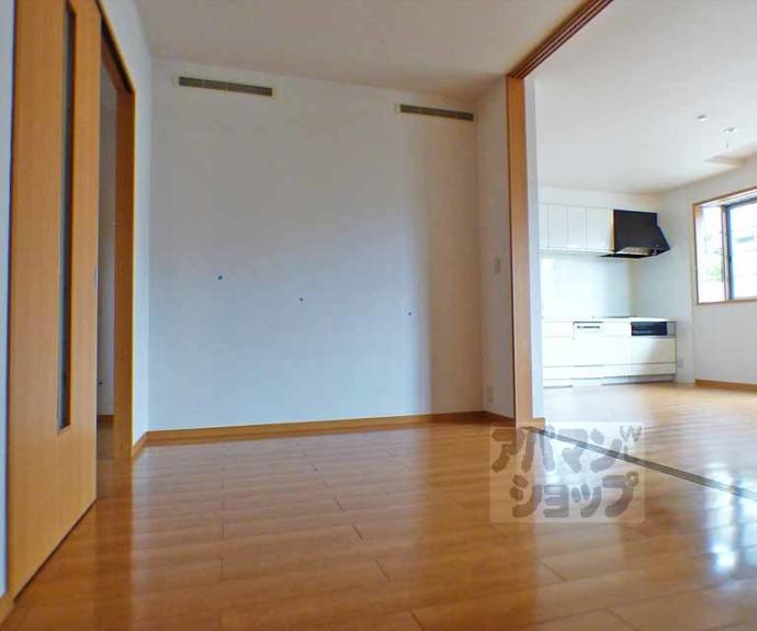 【シェモア下鴨】間取