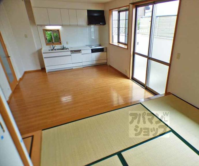 【シェモア下鴨】間取