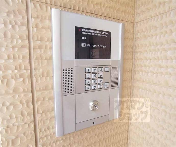 【オカイラ（ＯＣＡＩＬＬＡ）】間取