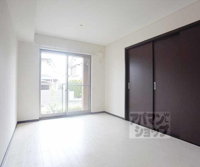 【オカイラ（ＯＣＡＩＬＬＡ）】間取