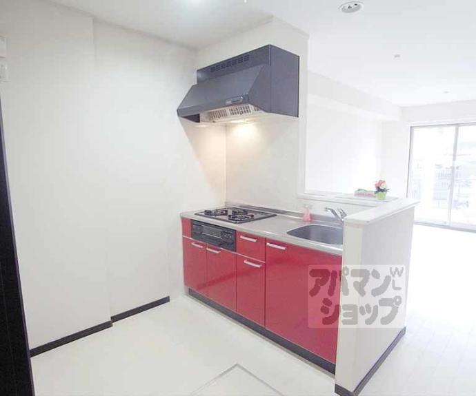 【オカイラ（ＯＣＡＩＬＬＡ）】間取