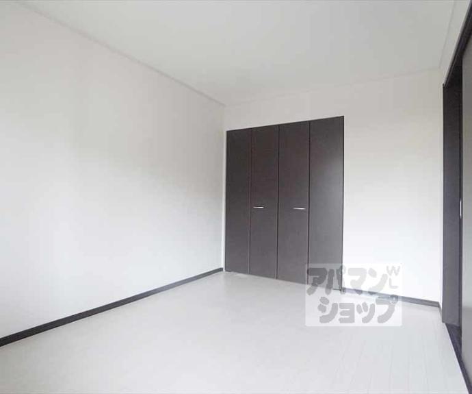 【オカイラ（ＯＣＡＩＬＬＡ）】間取