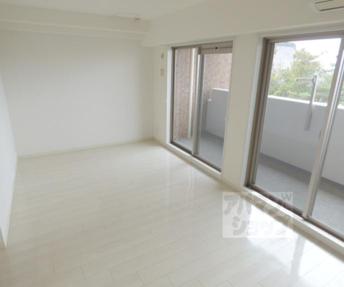 【プレサンス京大前】間取